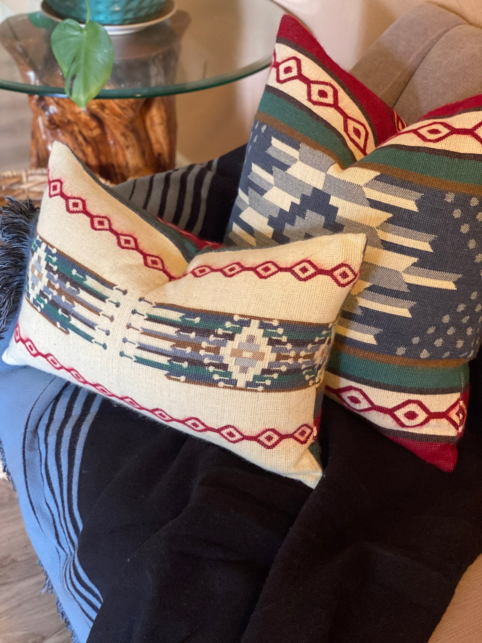 Artisan-Made Lumbar Sumaco Wave Pillowcase with Southwestern Design