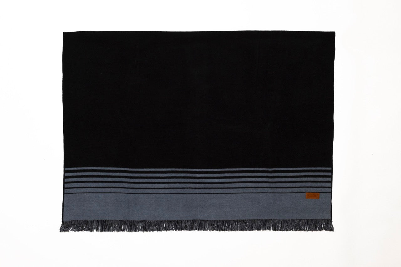Chicago- Black and Gray Luxury Throw Blanket
