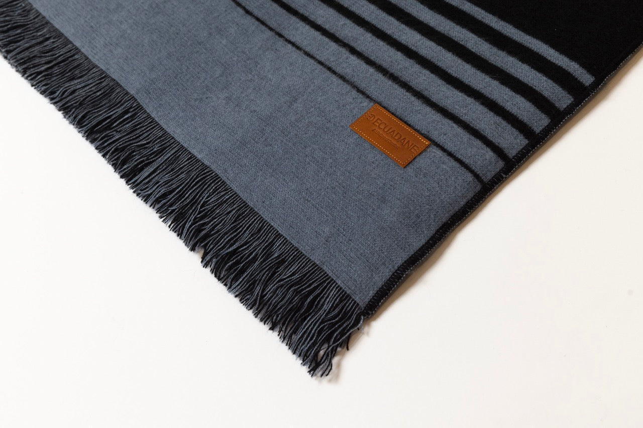 Chicago- Black and Gray Luxury Throw Blanket