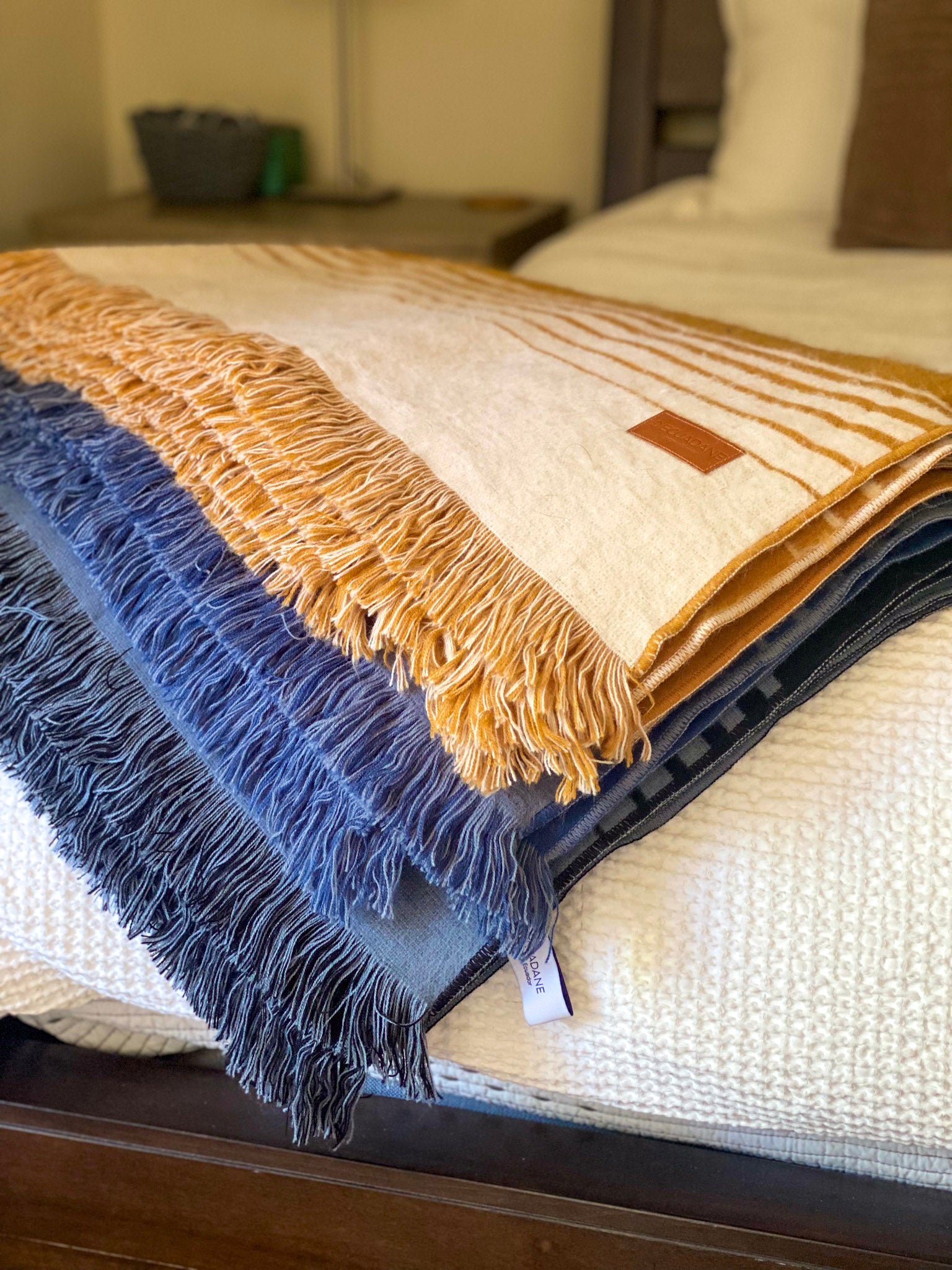 Versailles - Gold and Beige Luxury Throw Blanket
