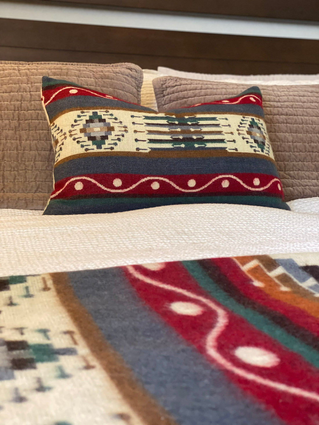 Artisan-Made Lumbar Sumaco Wave Pillowcase with Southwestern Design