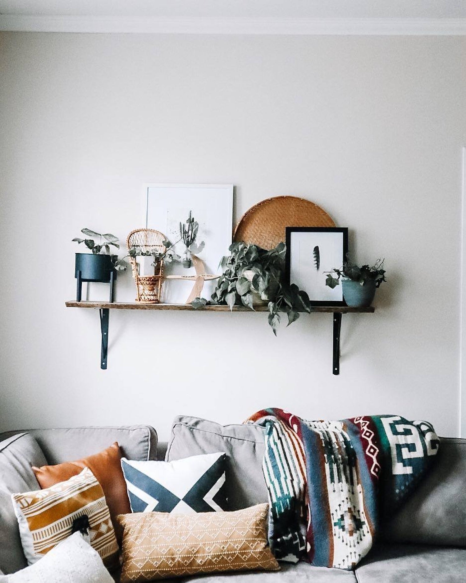 Sumaco Wave Artisan-Crafted Blanket with Southwestern Design