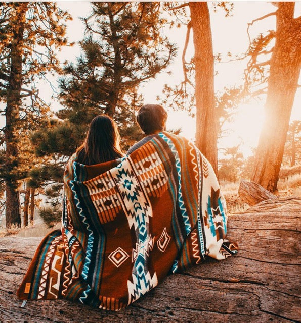 Artisan-Made Queen-Sized Blanket - Antisana Earth