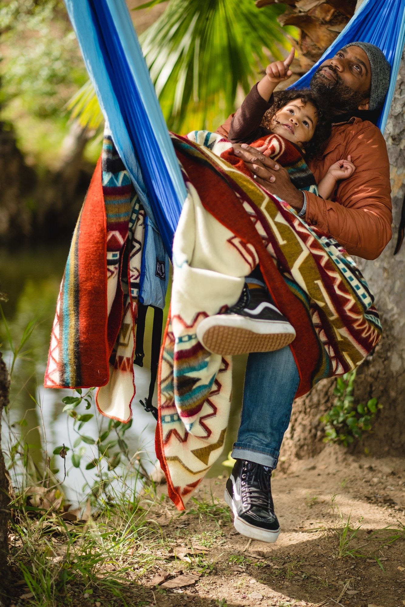 Artisan-Made Queen-Sized Blanket - Antisana Earth