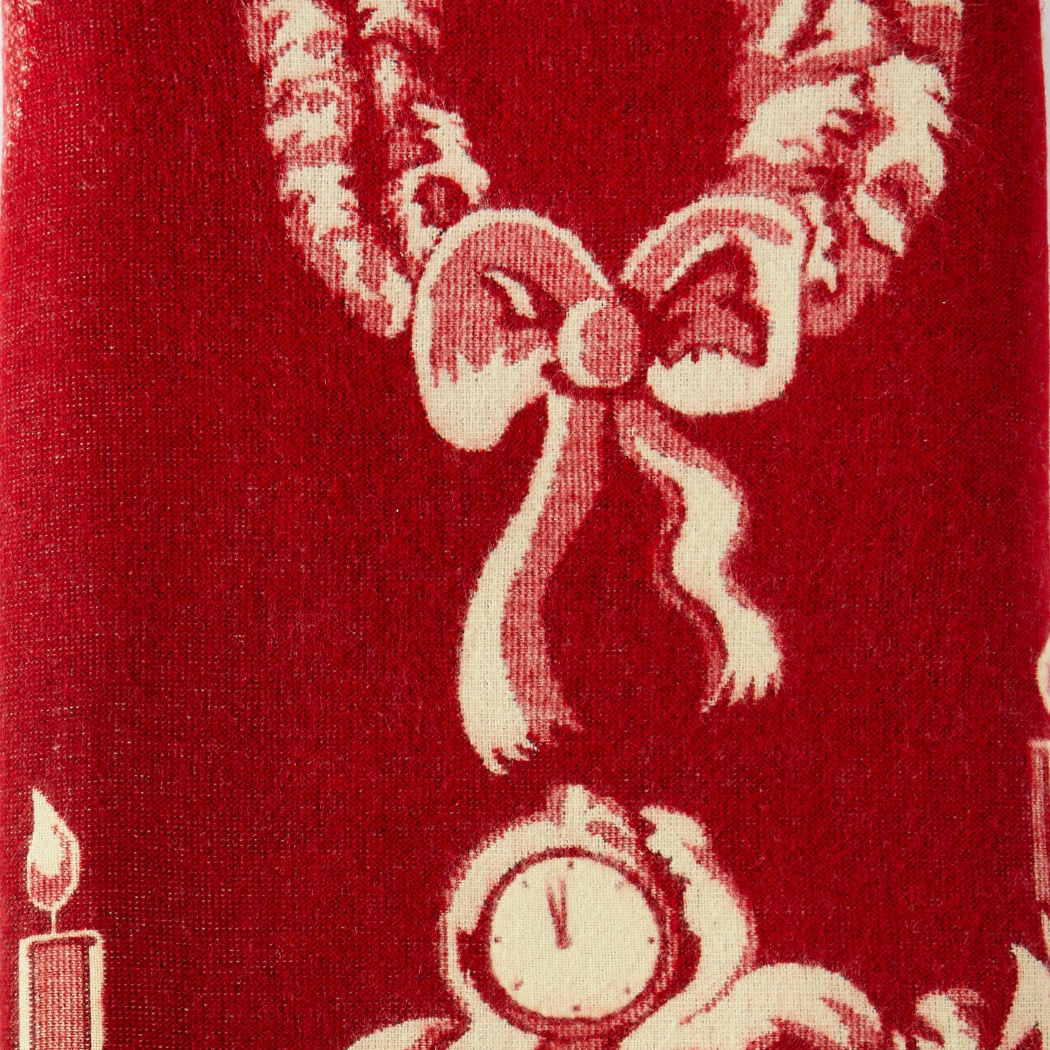 Artisan-Made Winter Blanket - Red Christmas