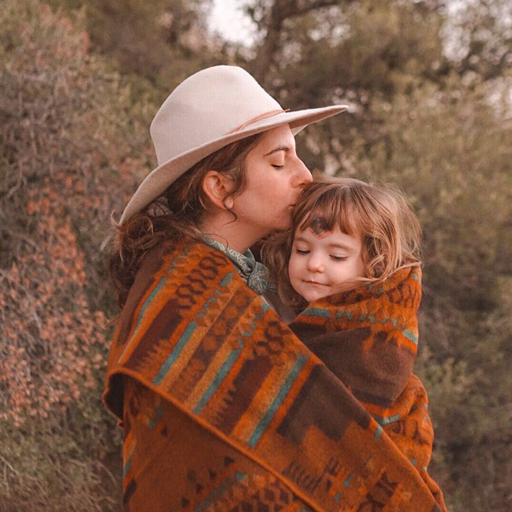 Artisan-Made Queen-Sized Blanket - Andes Mountain
